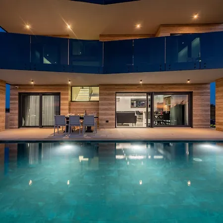 Seaside House With A Swimming Pool Privlaka, Zadar - 24270 * 프리블라카
