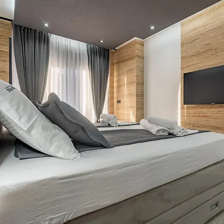 Holiday home Seaside House With A Swimming Pool Privlaka, Zadar - 24270 *