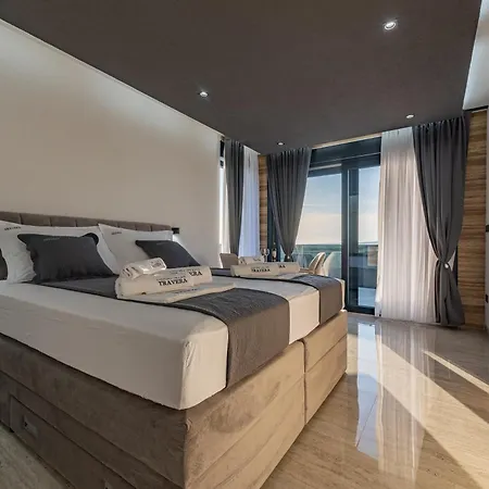 Holiday home Seaside House With A Swimming Pool Privlaka, Zadar - 24270 *