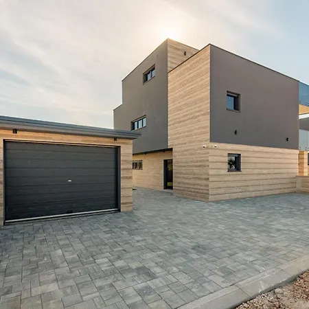 Seaside House With A Swimming Pool Privlaka, Zadar - 24270 Privlaka (Zadar)