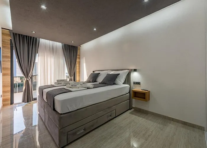 Seaside House With A Swimming Pool Privlaka, Zadar - 24270 *