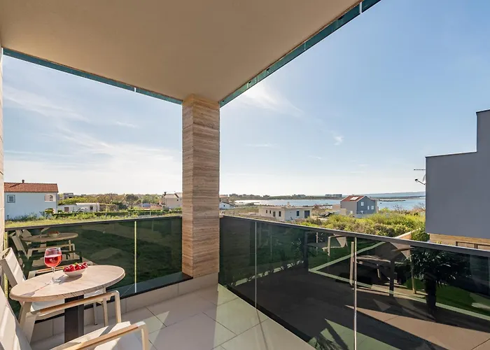 Σπίτι διακοπών Seaside House With A Swimming Pool Privlaka, Zadar - 24270 *